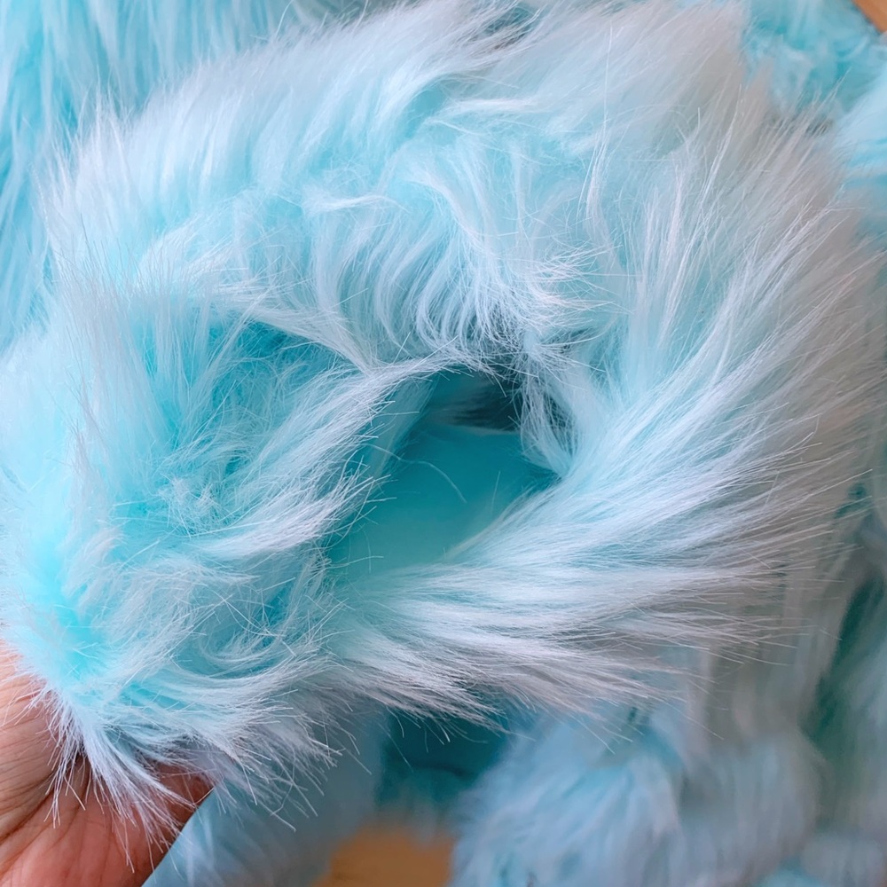 SMFK Pastel Aqua Faux Fur Zip Jacket – New With Tags - Picture 7 of 10